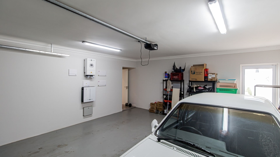 To Let 4 Bedroom Property for Rent in Sitari Country Estate Western Cape